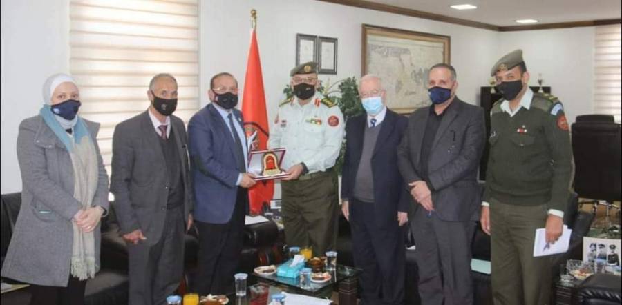 مديرعام المركز الجغرافي الملكي يزور جامعة مؤتة