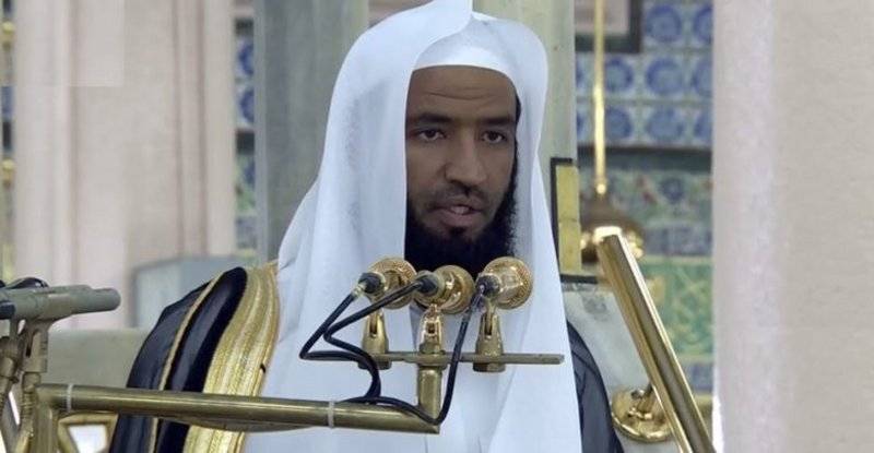 إمام المسجد النبوي: إحياء الأرض بالمطر واعظٌ يذكّر بالبعث والنشور