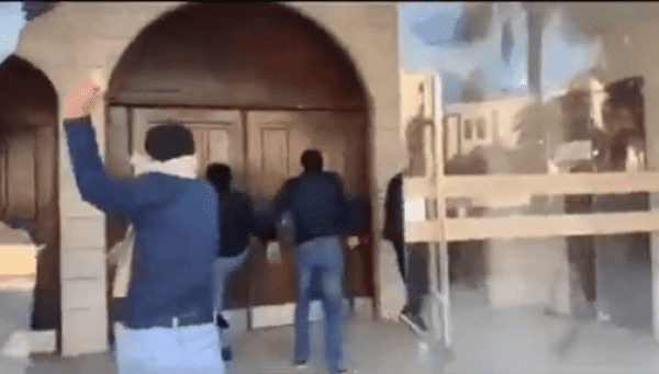 اعتداء على ديوان عشيرة في عمان