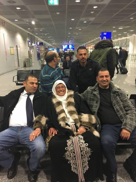 الأخوة السخن يشكرون السفارة  والجالية الأردنية في ألمانيا