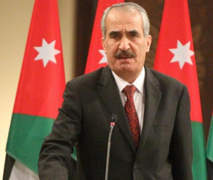 ترفيع 240 موظفا بوزارة الداخلية