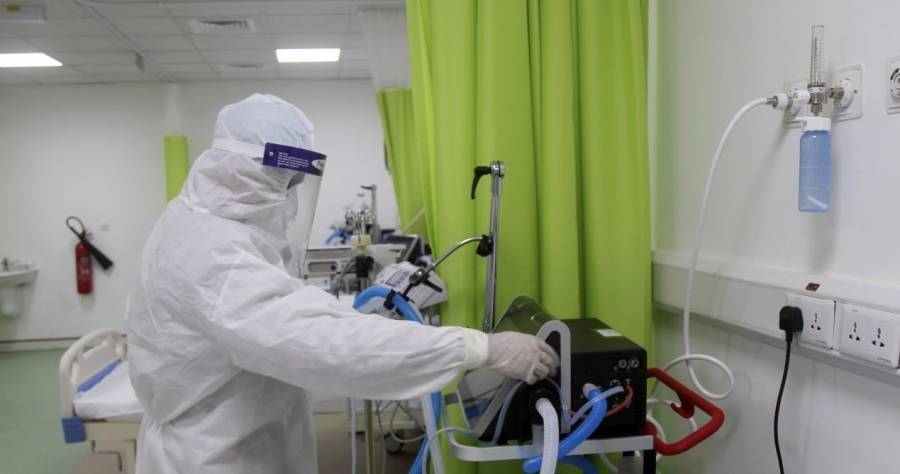 رئيس هيئة الأركان المشتركة يوجه بزيادة عدد الفحوصات لمرضى كورونا