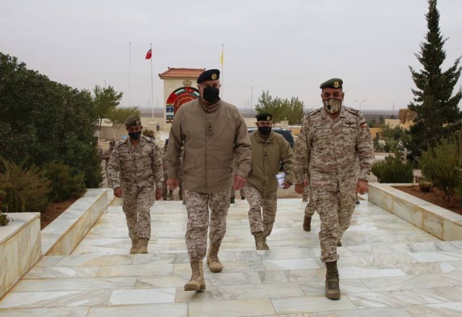 رئيس هيئة الأركان المشتركة يزور قيادة المنطقة العسكرية الجنوبية