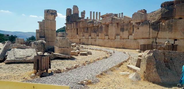 Caves, structures of Iraq Al Amir hold clues to distant past