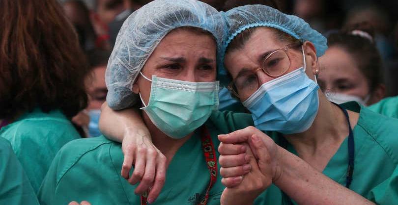 إصابات كورونا تلامس الـ 84 مليونا