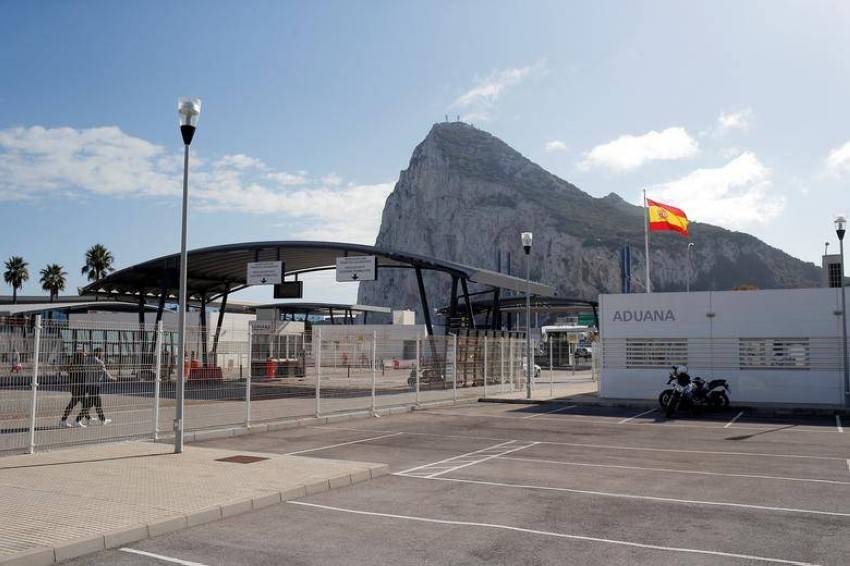 إسبانيا: مدريد صاحبة القرار في تحديد من يدخل جبل طارق