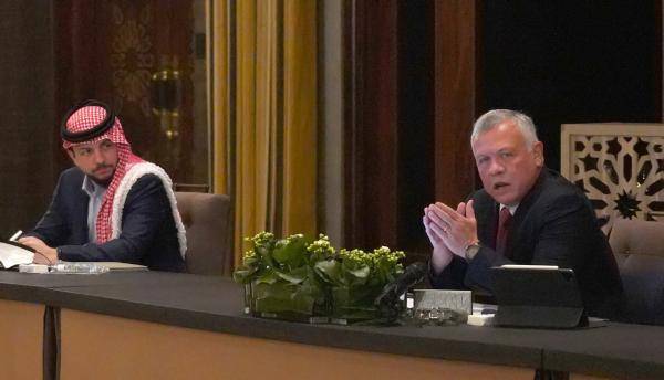 الملك: الأردن مستمر بمسيرة البناء في مئويته الثانية