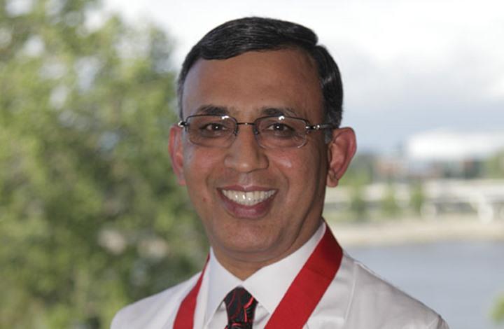 طبيب مسلم بأمريكا يشطب ديون مرضاه المصابين بالسرطان