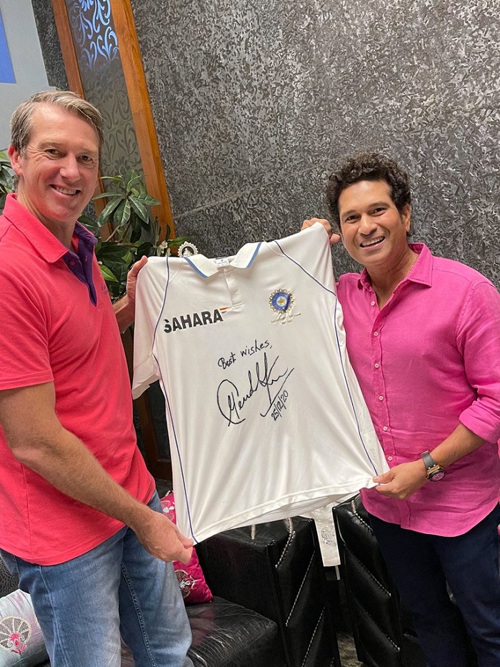 Tendulkar lends support to McGraths Pink Test initiative