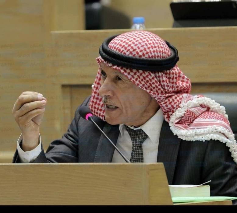 العرموطي: 8 وزراء دولة أمر خطير