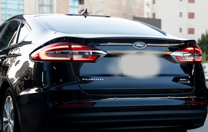 شاهدوا .. أردني يعرض مركبته الفيوجن للبيع بـداعي العار .. صور