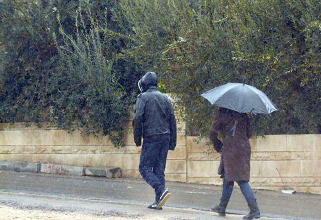 Cold air mass to bring rain this week — weather department