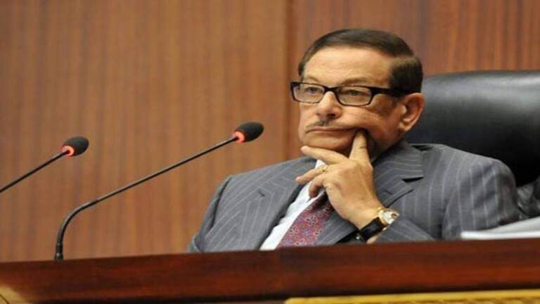 مصر.. دفن صفوت الشريف بالقرب من حسني مبارك