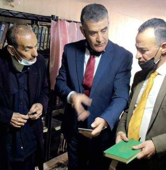 العياصرة يسلّم الدفعة الاولى من المصاحف التي تم تجليدها  في المكتبة الوطنية_ صور 