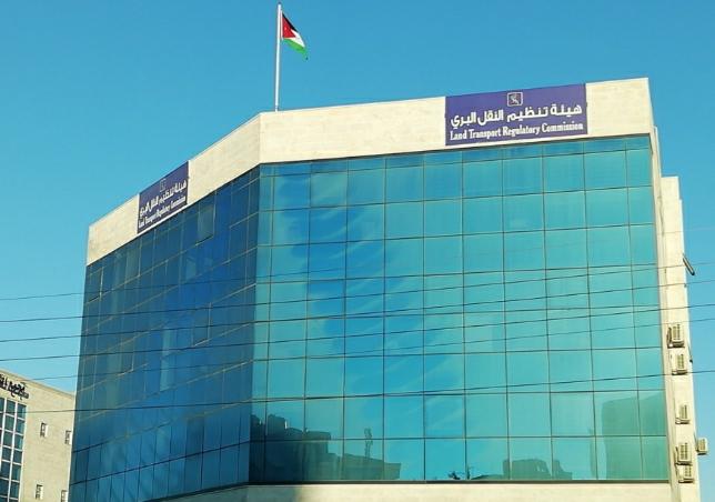 هيئة النقل توصي برفع السعة المقعدية لوسائط النقل العام