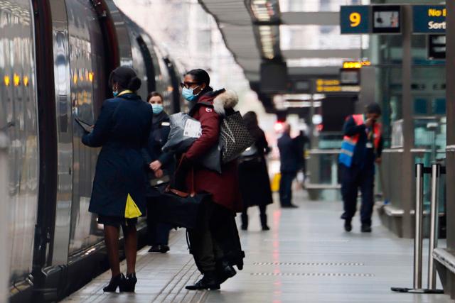 Eurostar urges state support as virus wipes out train traffic