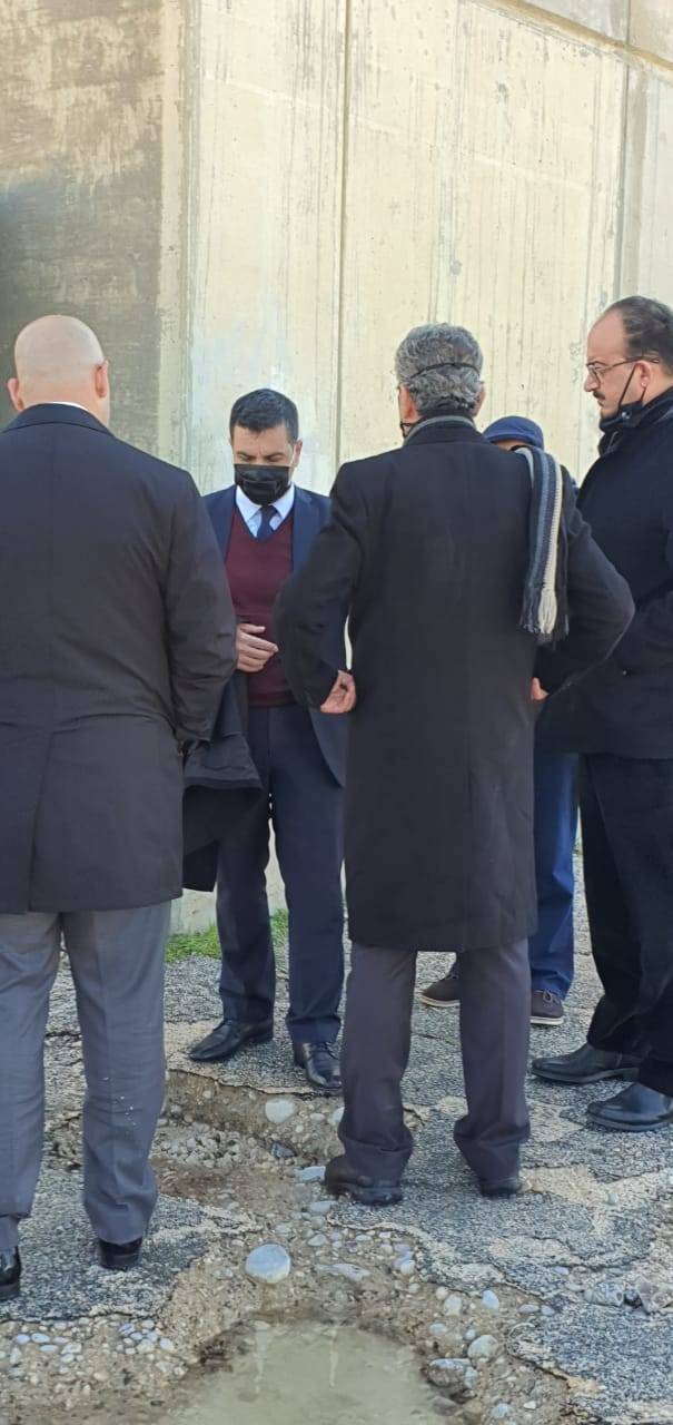 وزير المياه والري يشرف على عملية اصلاح الخلل الفني في منظومة مياه زي ٠