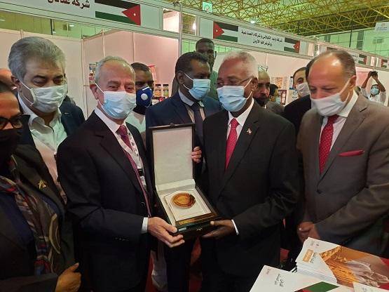 الجغبير :يفتتح الجناح الأردني في الخرطوم