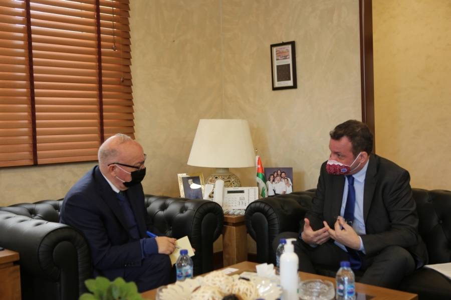 الكسبي يستقبل القائم باعمال السفير الهولندي