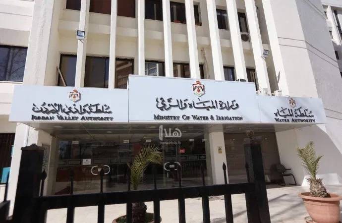 وفاة موظف أثناء تأديته عمله بوزارة المياه