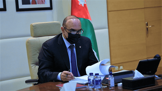 الخصاونة يوجه الوزراء إلى تكثيف العمل الميداني