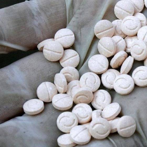 عاجل : الجمارك والأجهزة الأمنية تحبط تهريب ١٠٩ كغم من حبوب الكبتاغون