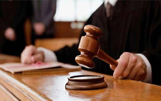 إحالة عدد من القضاة الشرعيين الى التقاعد أسماء