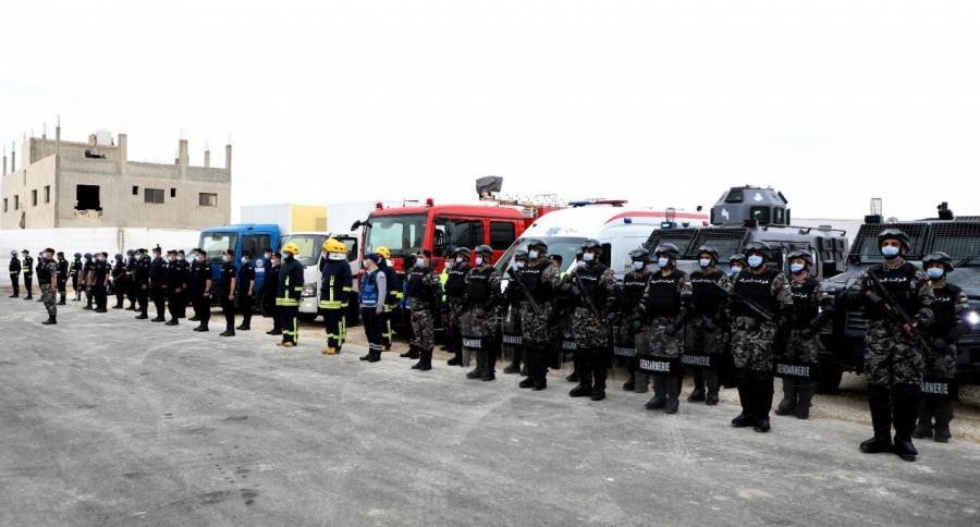 بمناسبة مئوية المملكة وميلاد جلالة القائد الأعلى، مدير الأمن العام يفتتح اول مركز امني  متكامل .