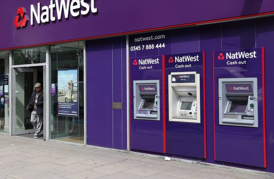 البنوك ستختفي من شوارع هذه الدولة بحلول 2032.. ما البديل؟