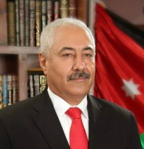 وزيــر الزراعــة يوعــز بتسهيــل إجــراءات الاستيراد والتصدير