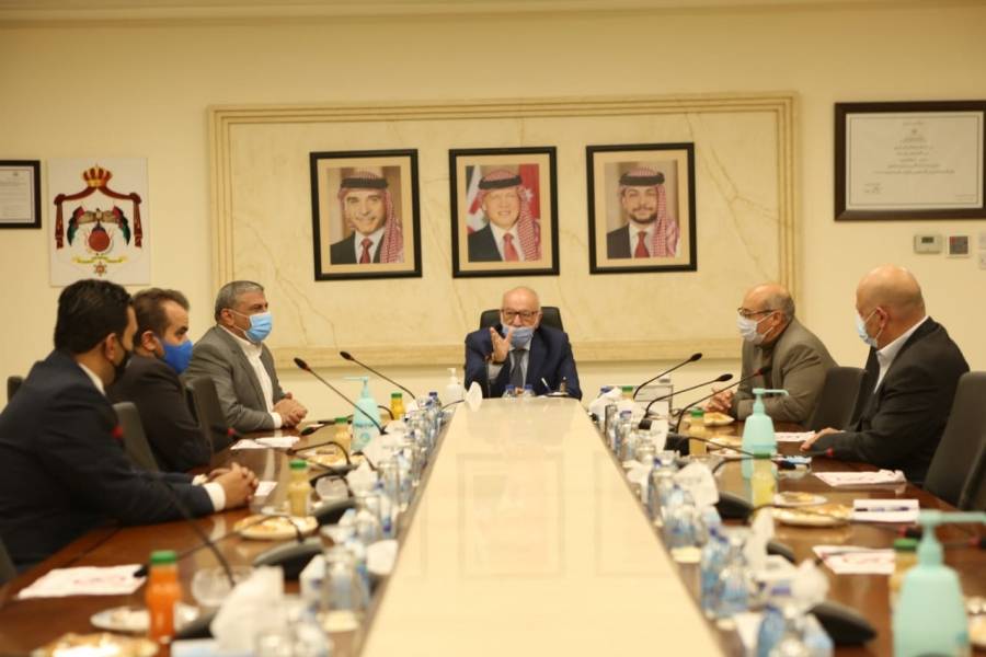 الكسبي: نسعى باستمرار لتطوير العلاقات مع العراق الشقيق في مجال المقاولات والانشاءات