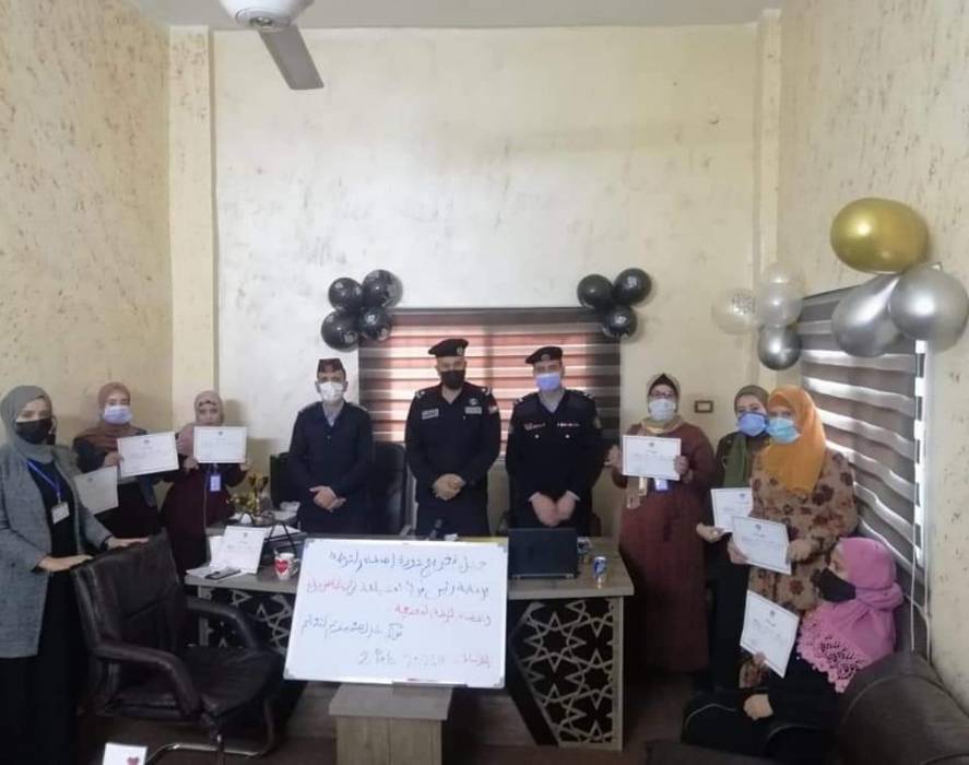 تخريج دورات أصدقاء الشرطة في مركز أمن بلعما