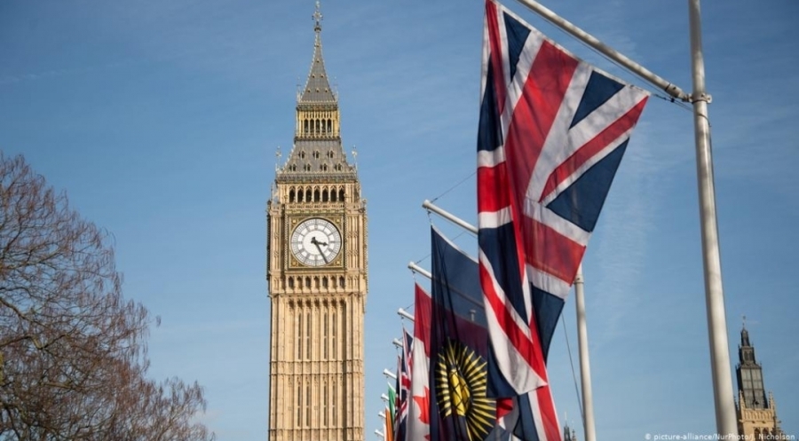 بريطانيا طردت 3 ضباط مخابرات صينيين دخلوا بتأشيرات صحفيين‎.. تفاصيل