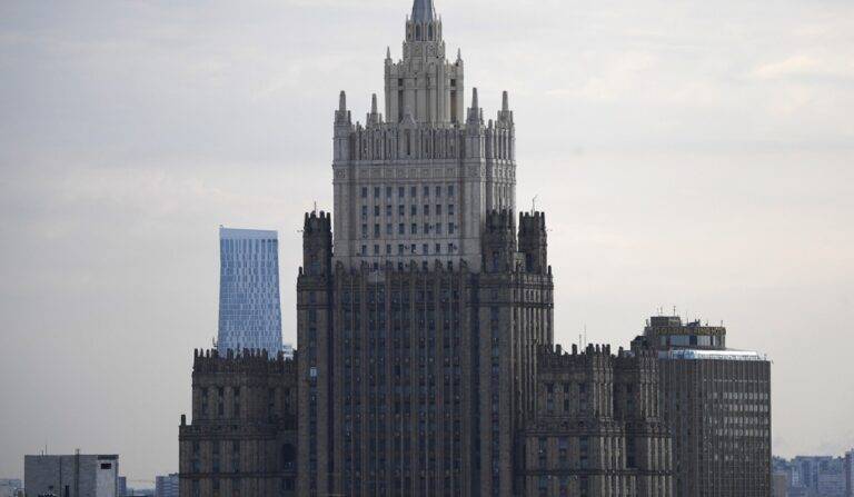 روسيا تطرد دبلوماسيين أوروبيين