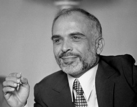 تفاصيل جديدة عن لحظة إعلان رحيل الحسين