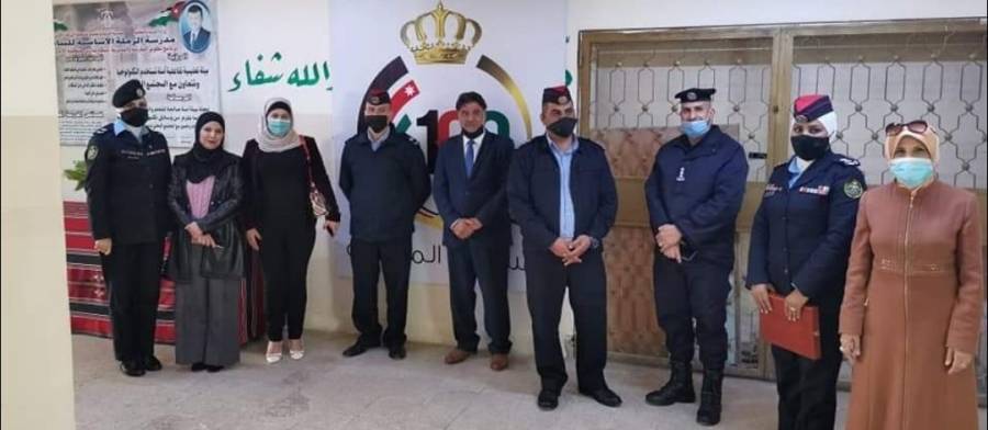 الدوريات الخارجية تطلق مبادرة اهلا مدرستي في مدرسة الرملة الأساسية التابعة للزرقاء الأولى