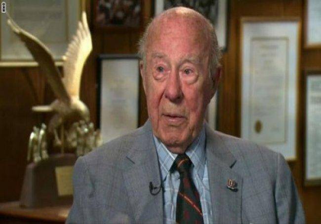 وفاة جورج شولتز ، وزير الخارجية الأمريكي الأسبق