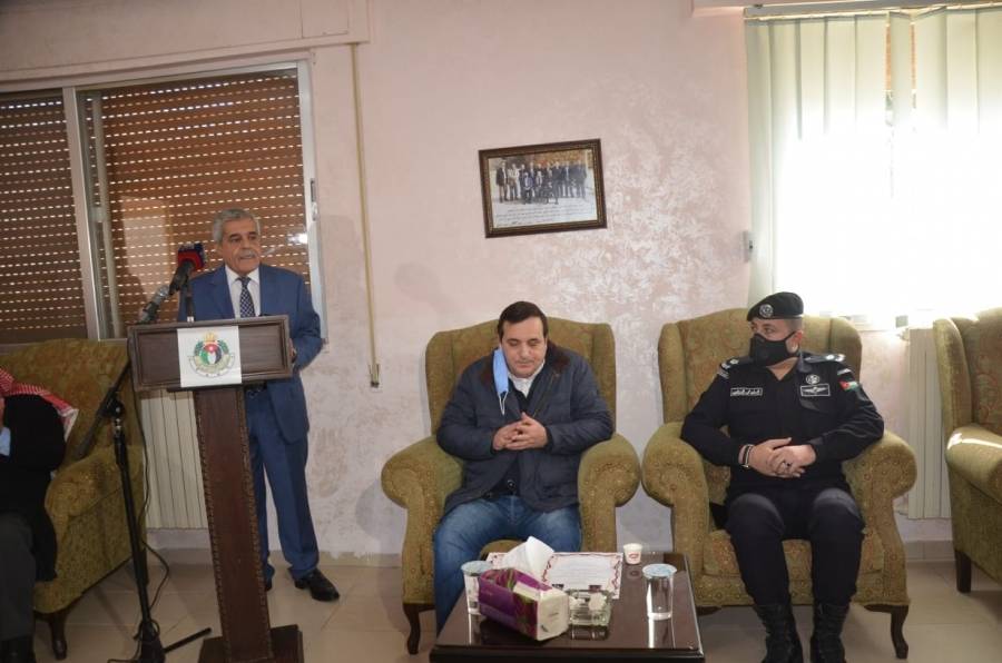 متقاعدون عسكريون يحتفون بيوم الوفاء والبيعة...صور