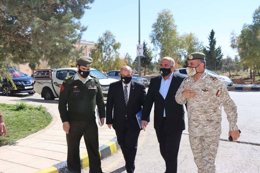 رئيس جامعة الحسين بن طلال يستقبل قائد المنطقة العسكرية الجنوبية... صور