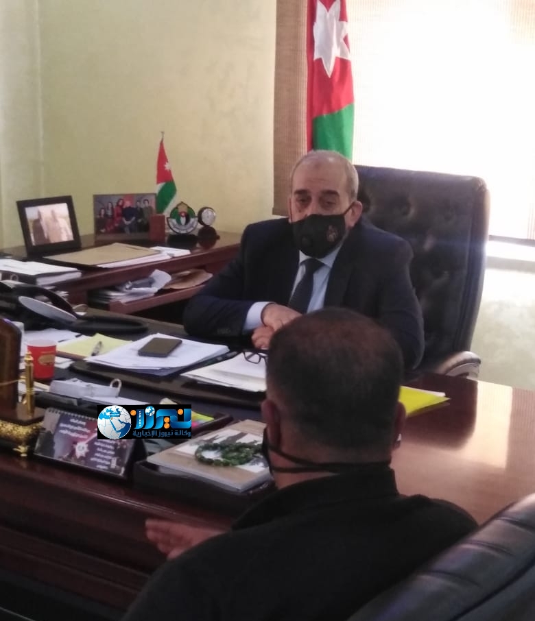 مدير عام مؤسسة المتقاعدين العسكريين يلتقي الوكيل المتقاعد المزايدة