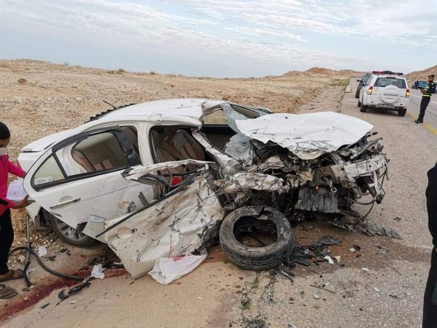 حادث سير مروع يتسبب بوفاة و 4 إصابات على جسر الموجب