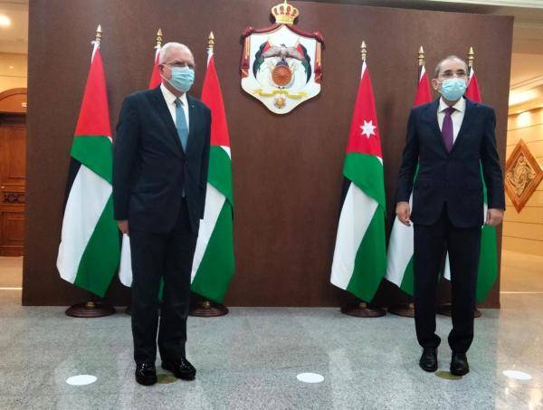 الصفدي والمالكي يؤكدان ثوابت تحقيق السلام وسبيله الوحيد