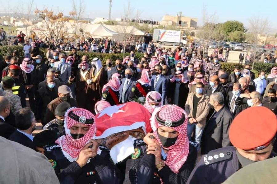 القيادة العامة للقوات المسلحة تشارك في تشييع جثمان الفريق أول المتقاعد عبدالهادي المجالي