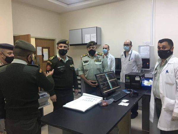 مدير الخدمات الطبية يتفقد مستشفى الملك طلال العسكري