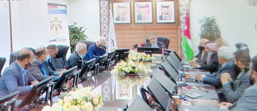 مجلس الشراكة للقطاع الزراعي في وزارة العمل برئاسة القطامين يتوافق على جملة من الإجراءات لمساعدة القطاع على تجاوز التحديات