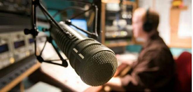 اليوم 13 شباط  أليوم العالمي للإذاعة..