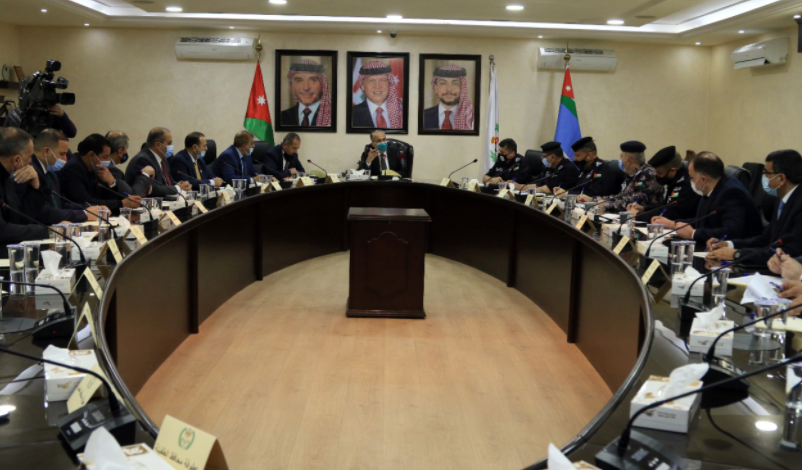 عاجل : وزير الداخلية: الاستمرار بالتشدد في تطبيق أوامر الدفاع و التعليمات الصادرة بمقتضاه و مراقبة تنفيذها