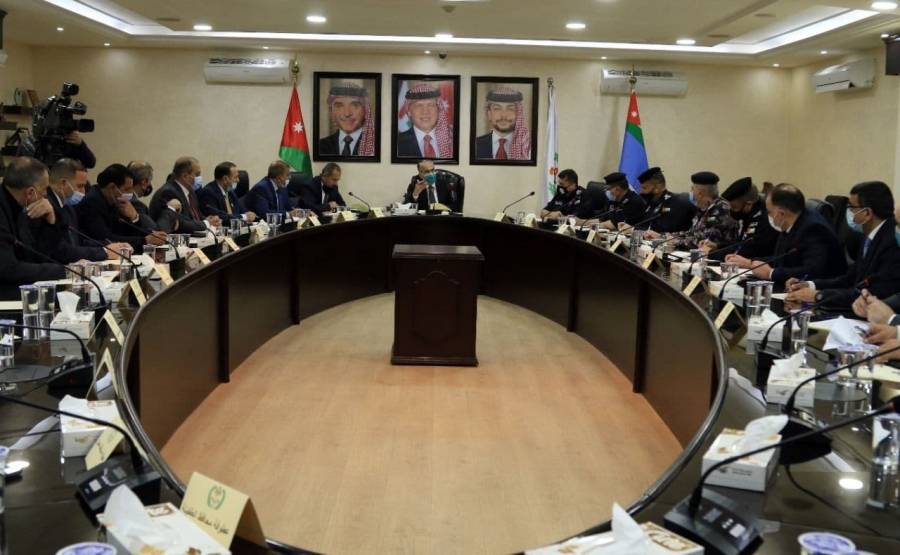 أمين عام سلطة المياه يحذر بضرورة اتخاذ الاحتياطات اللازمة للتعامل مع الظروف الجوية المتوقعة