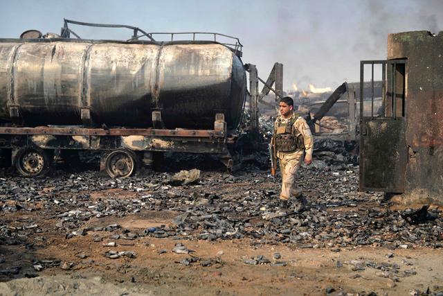 Fire ‘catastrophe’ destroys hundreds of fuel tankers on AfghanistanIran border