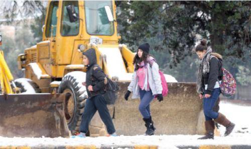 هل ستعلن الحكومة تعطيل المدارس مع دخول المنخفض الجوي ؟